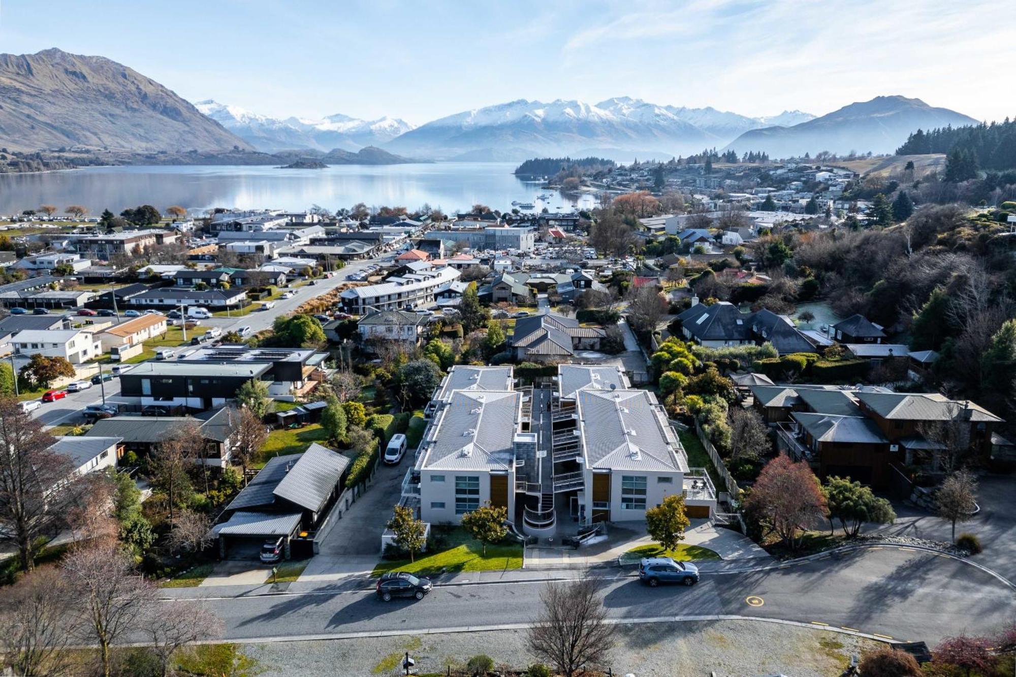 Central Luxury Apartment 114 Wanaka Exterior photo